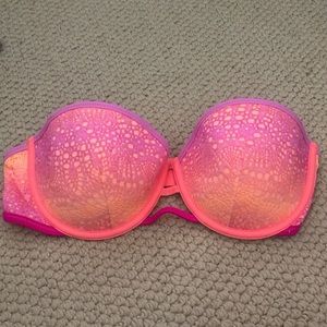 Victoria’s Secret bikini top